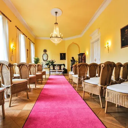 Schloss Dretzel Gladau