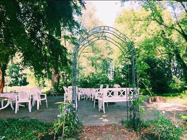 Schloss Dretzel * Gladau